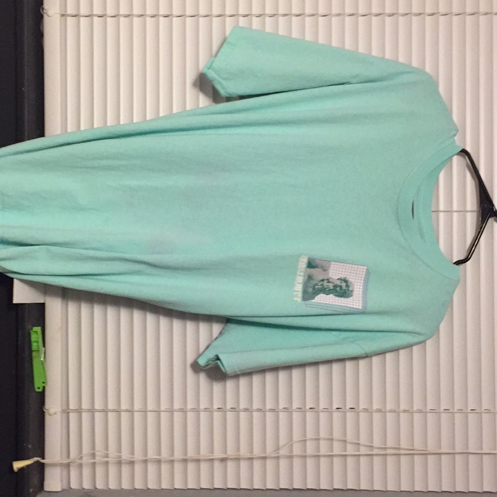 XL graphic t-shirt
